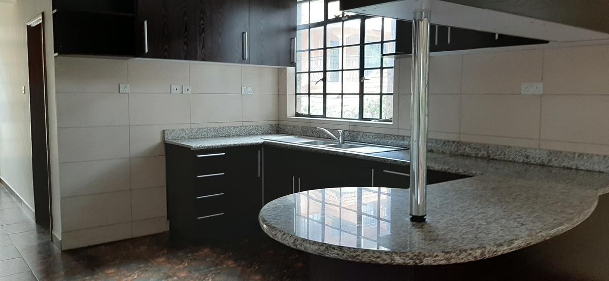 4 Bed Townhouse with En Suite in Lavington - 5