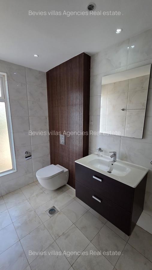 2 Bed Apartment with En Suite at Westlands - 9