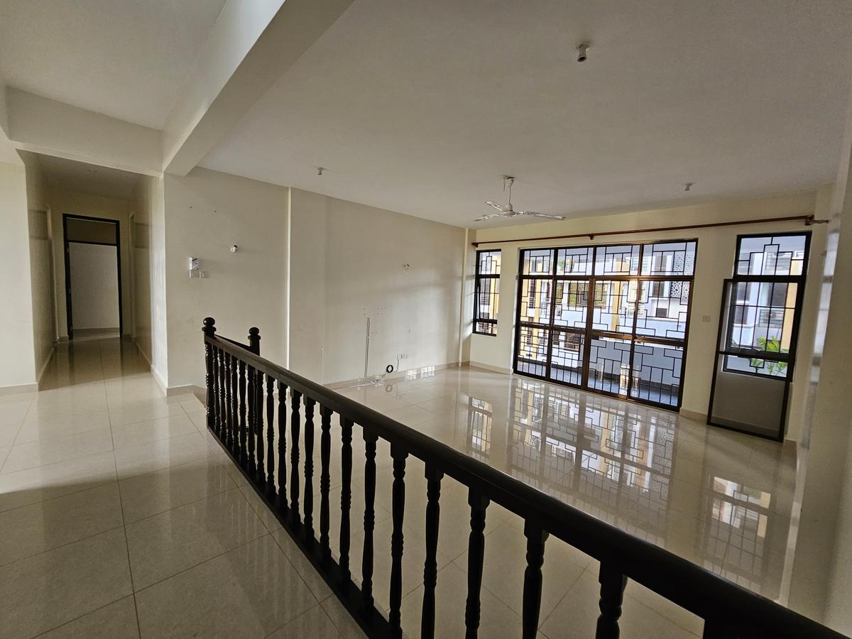 3 Bed Apartment with En Suite in Nyali Area - 10