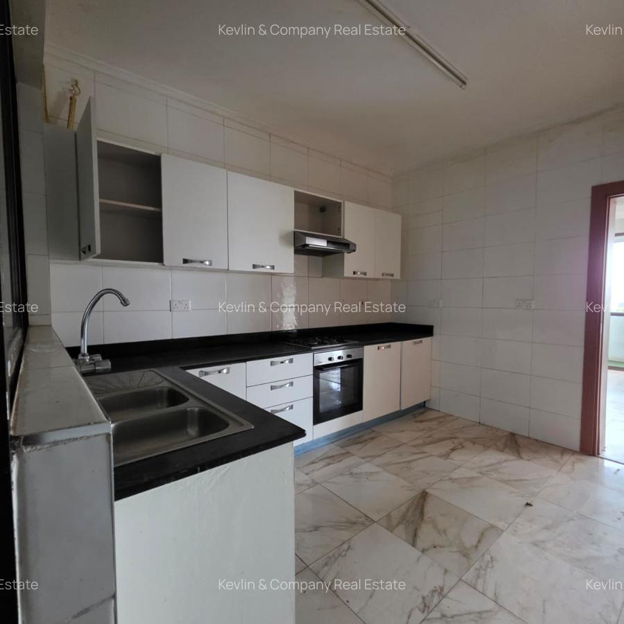 2 Bed Apartment with En Suite in Kilimani - 7