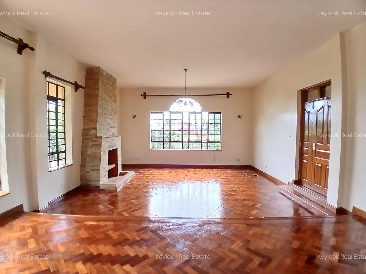 4 Bed Townhouse with En Suite at Off Ngecha Road - 9