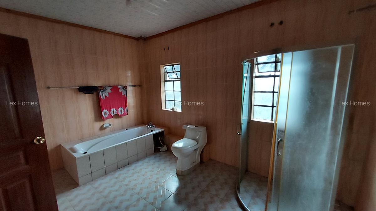 4 Bed House with En Suite at Rangau - 13