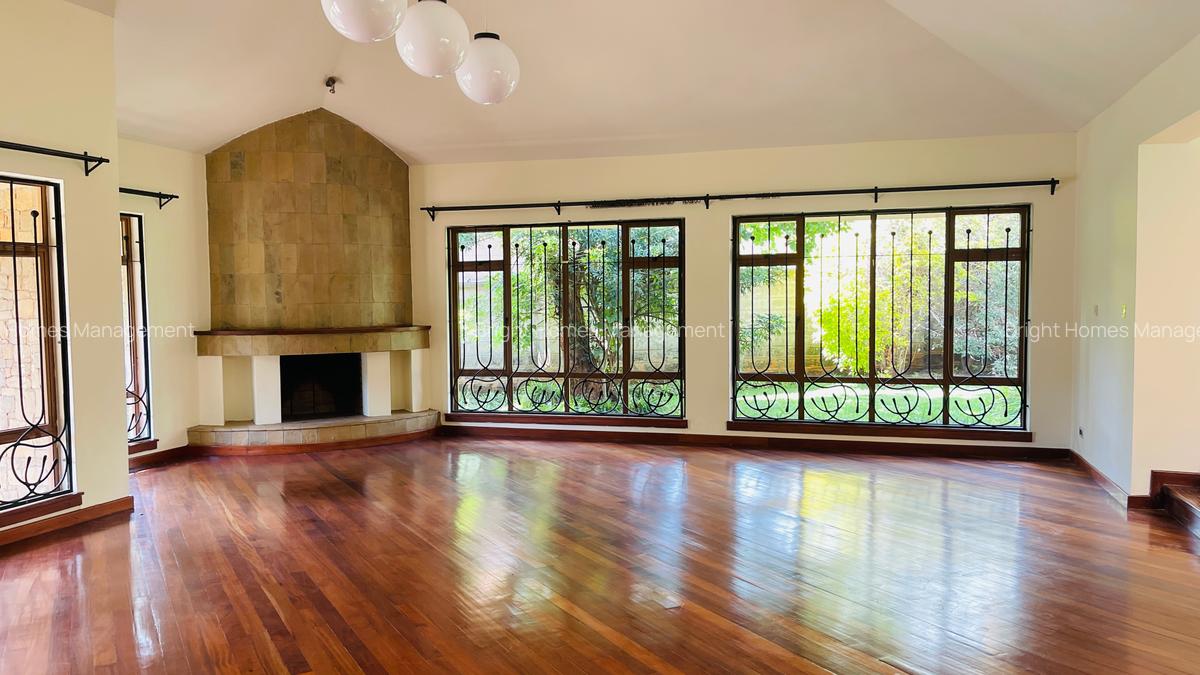 5 Bed Villa with En Suite in Runda - 6