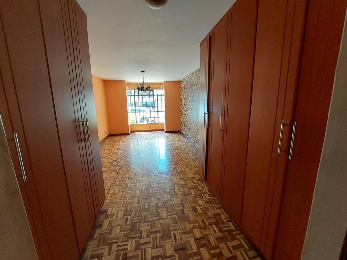 3 Bed Apartment with En Suite at Hamisi Road - 9