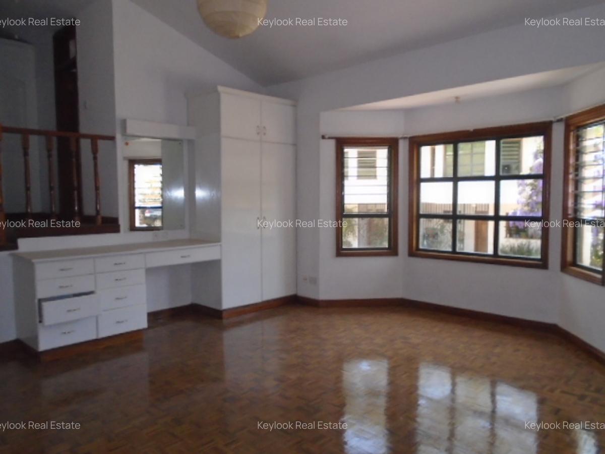 2 Bed Townhouse with En Suite at Kileleshwa - 16