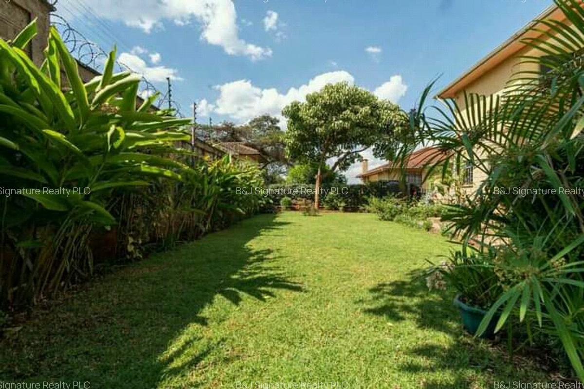 5 Bed Townhouse with En Suite in Kitisuru - 2