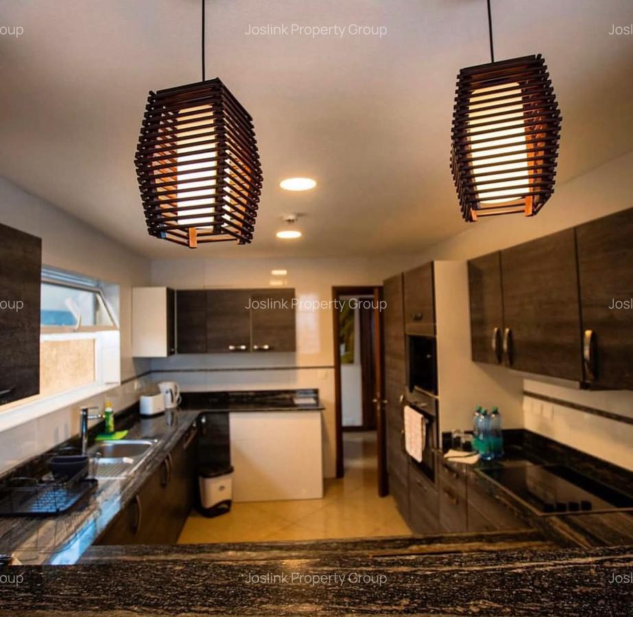 3 Bed Apartment with En Suite at Mt Kenya - 18