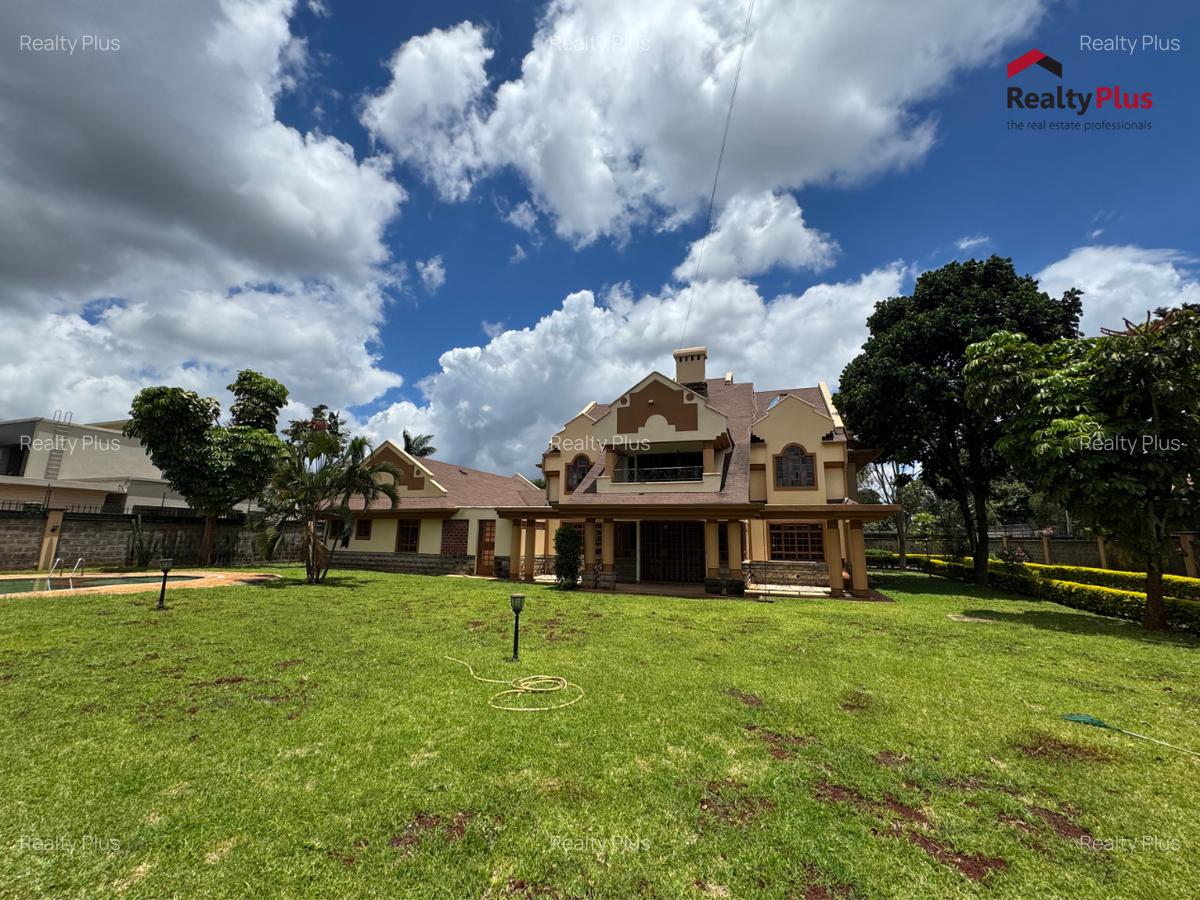 5 Bed Townhouse with En Suite in Runda - 2