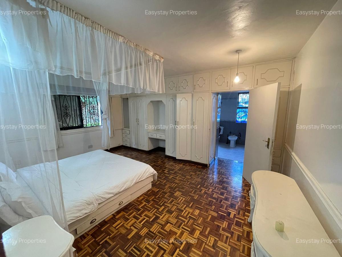 1 Bed House with En Suite in Nyari - 4