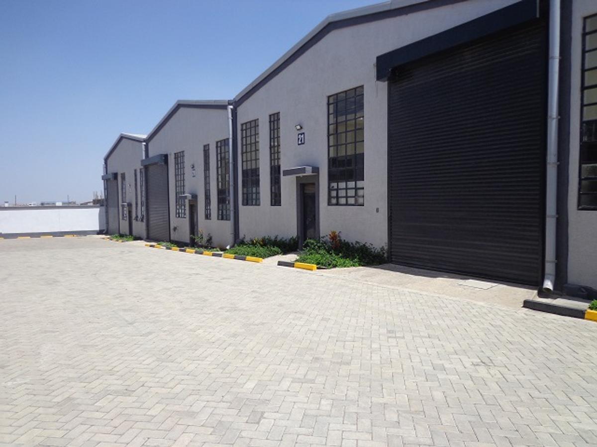 Warehouse with Service Charge Included in Mombasa Road - 4