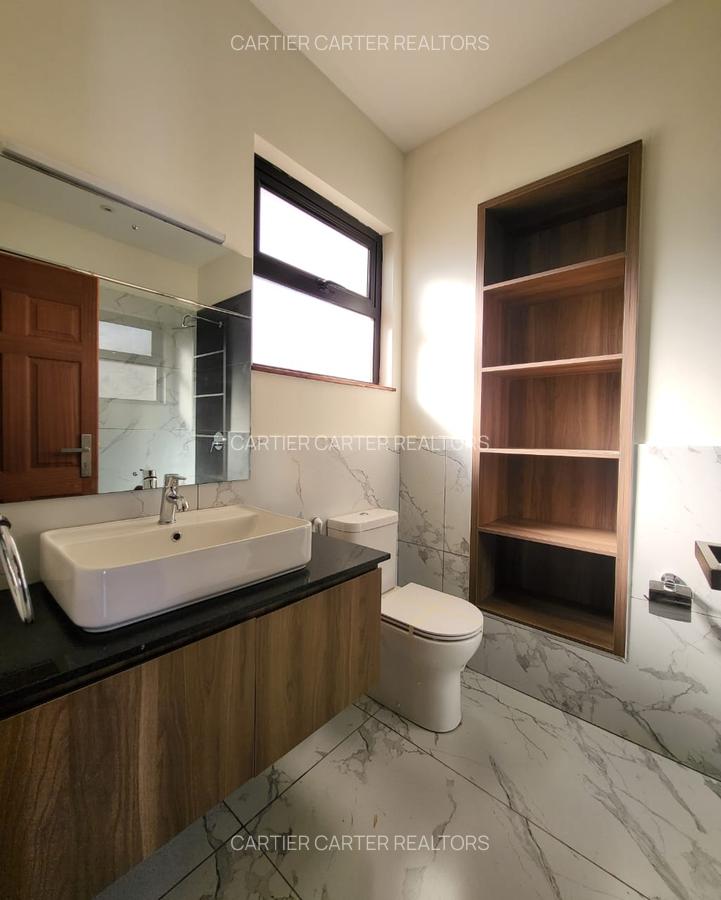 4 Bed Villa with En Suite in Machakos County - 15