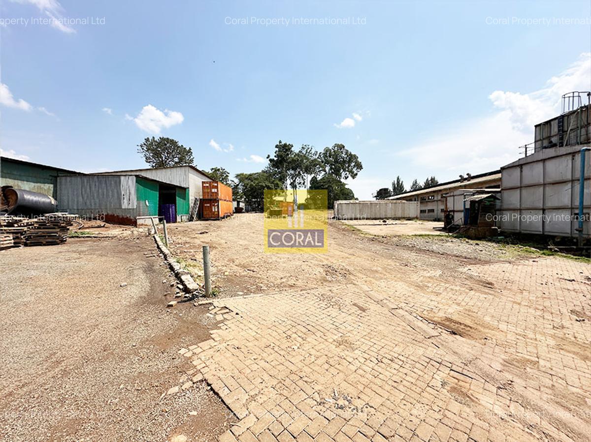 Warehouse in Industrial Area - 11