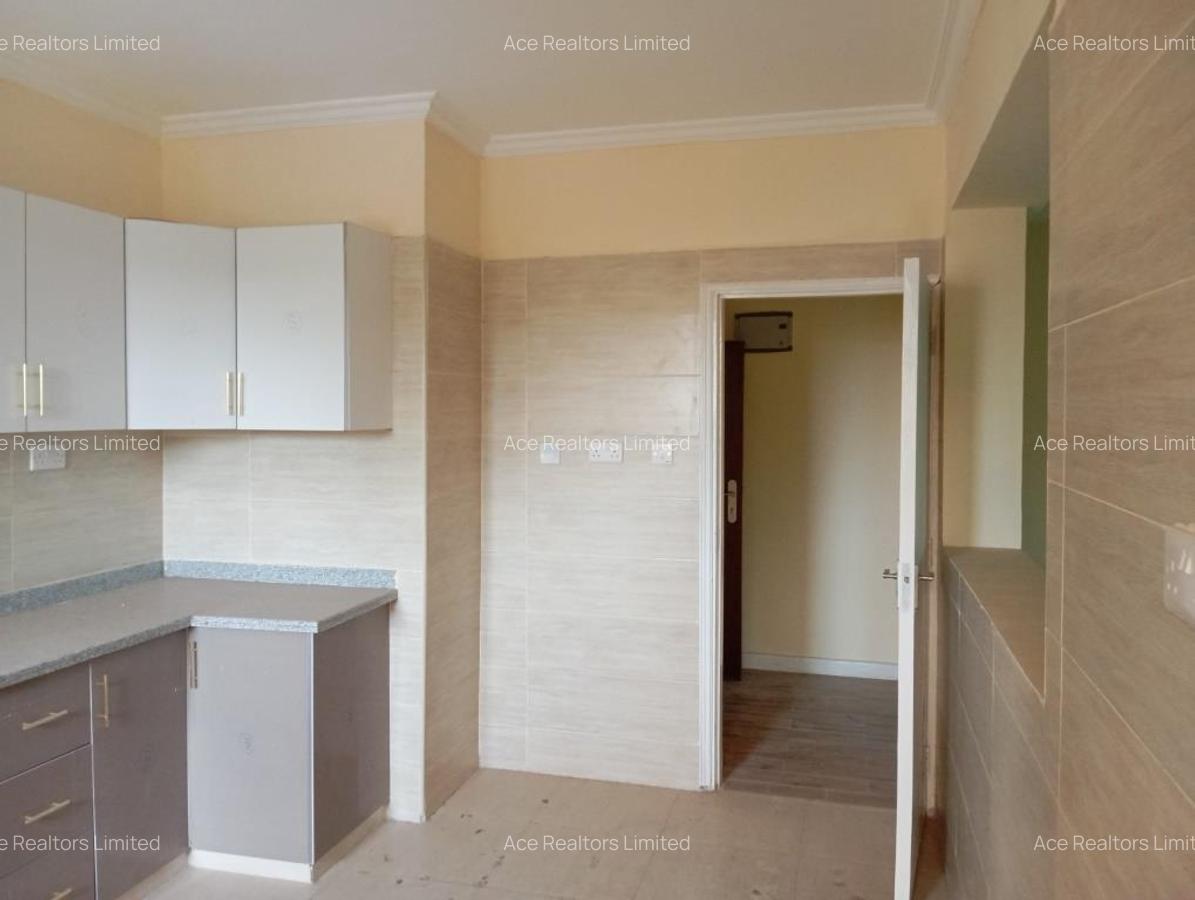 2 Bed Apartment with En Suite at Lavington Estate Nairobi - 4
