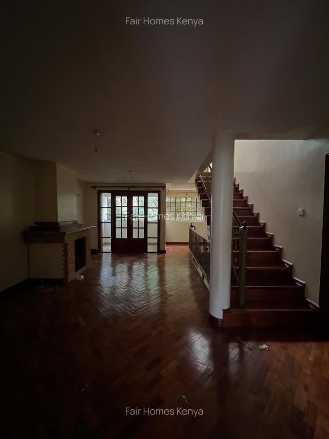 4 Bed Townhouse with En Suite at Chalbi Drive - 10