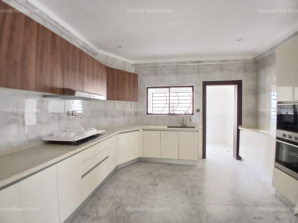 Furnished 3 Bed Apartment with En Suite at Kileleshwa - 4