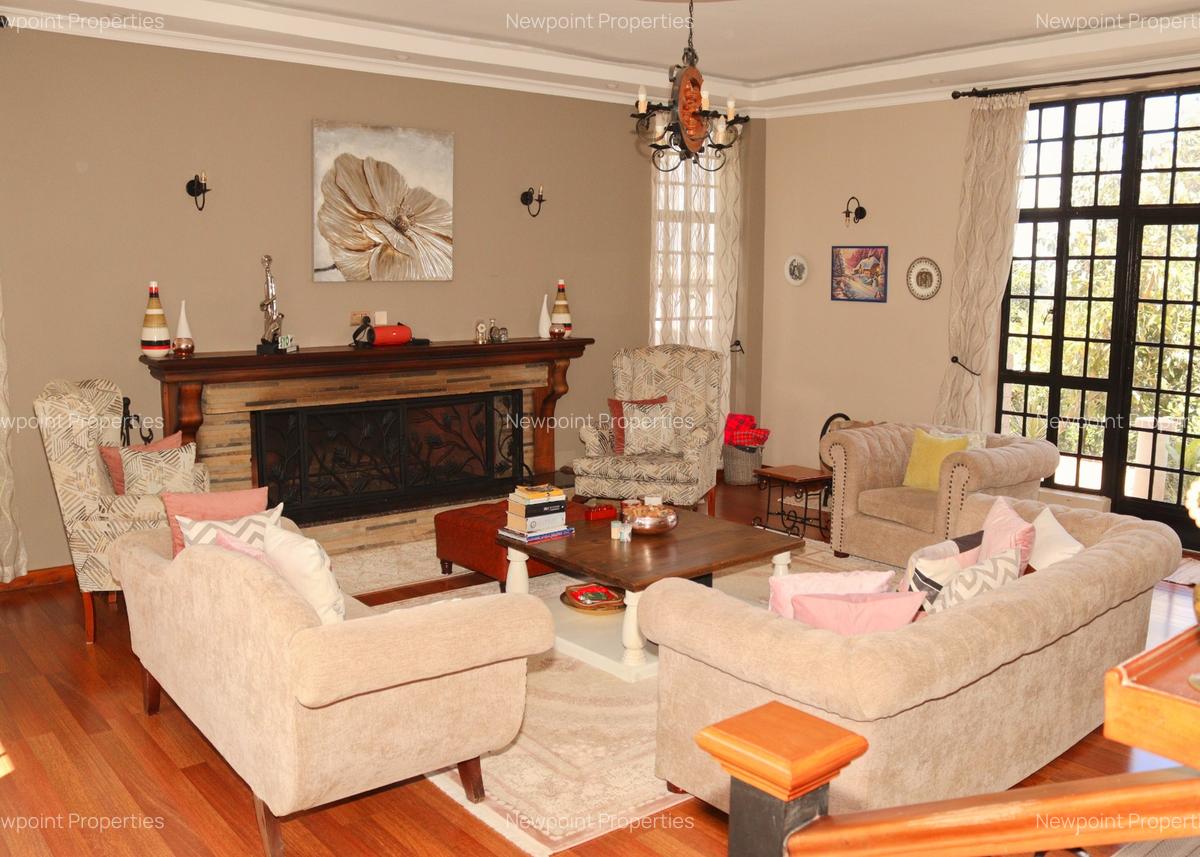 4 Bed House with En Suite in Karen - 2