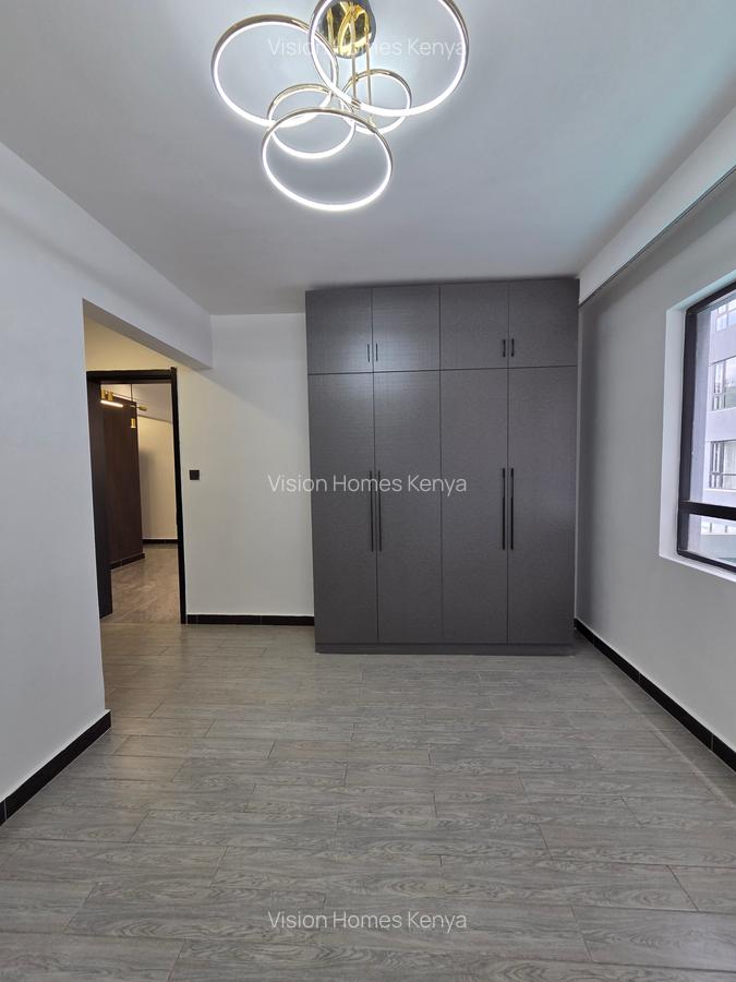 2 Bed Apartment with En Suite in Lavington - 9