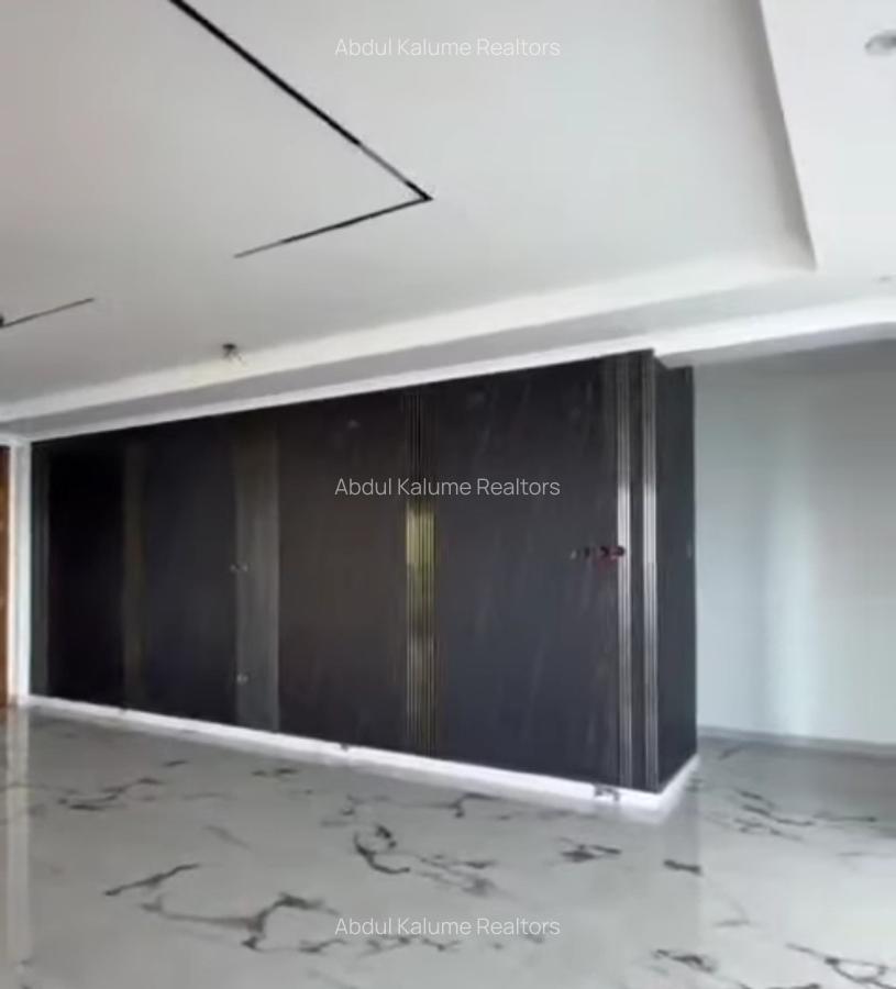 Serviced 6 Bed Apartment with En Suite at Nyali - 7