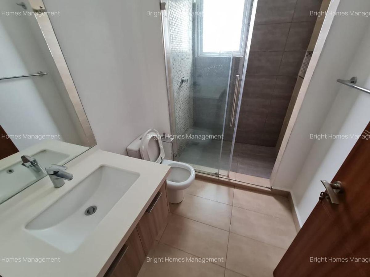 4 Bed Apartment with En Suite in Lavington - 19