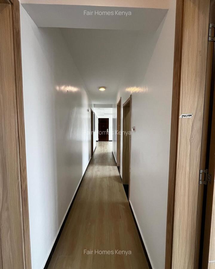 3 Bed Apartment with En Suite at Valley Arcade - 9