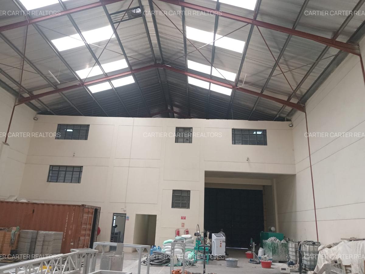 Warehouse with Parking in Industrial Area - 2