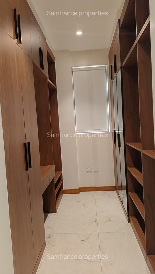 3 Bed Apartment at Links Road - 7