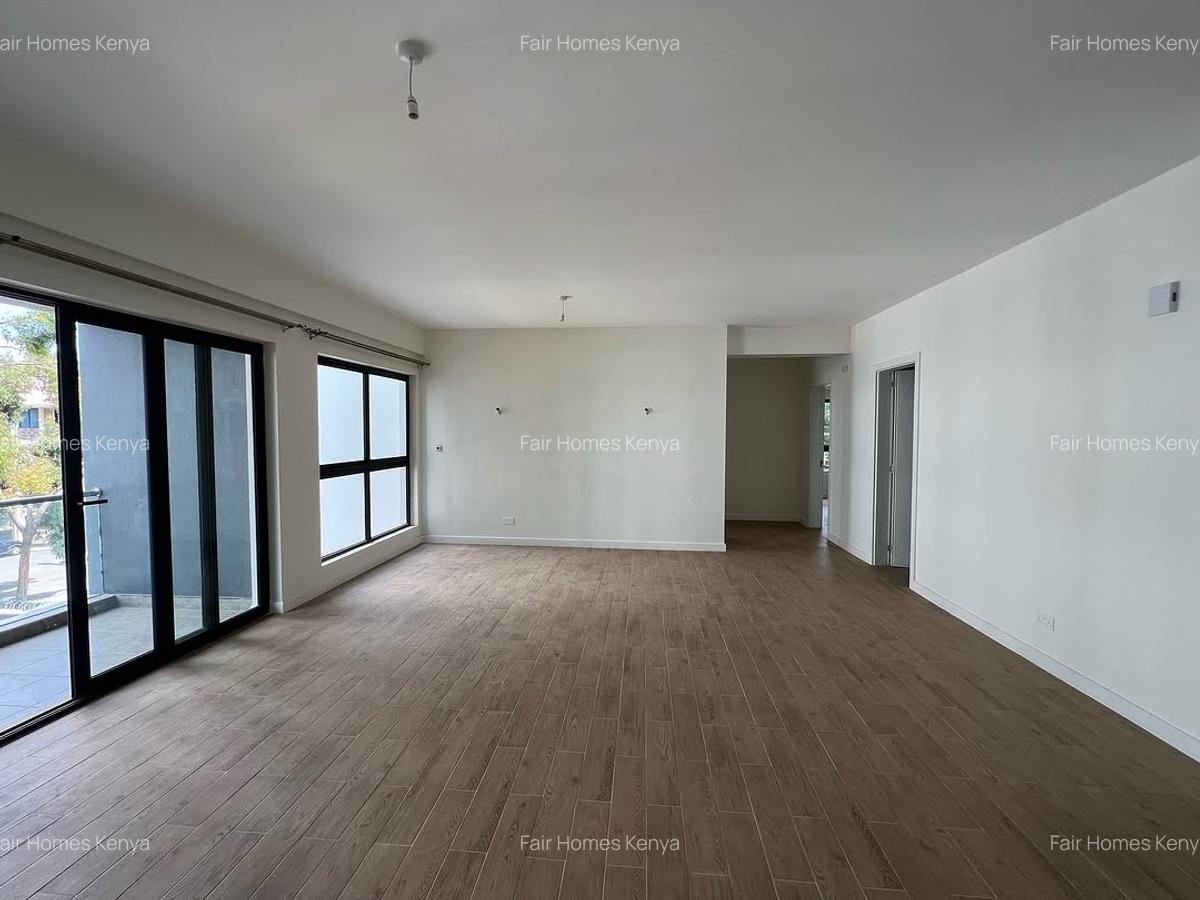 2 Bed Apartment with En Suite at Valley Arcade - 3