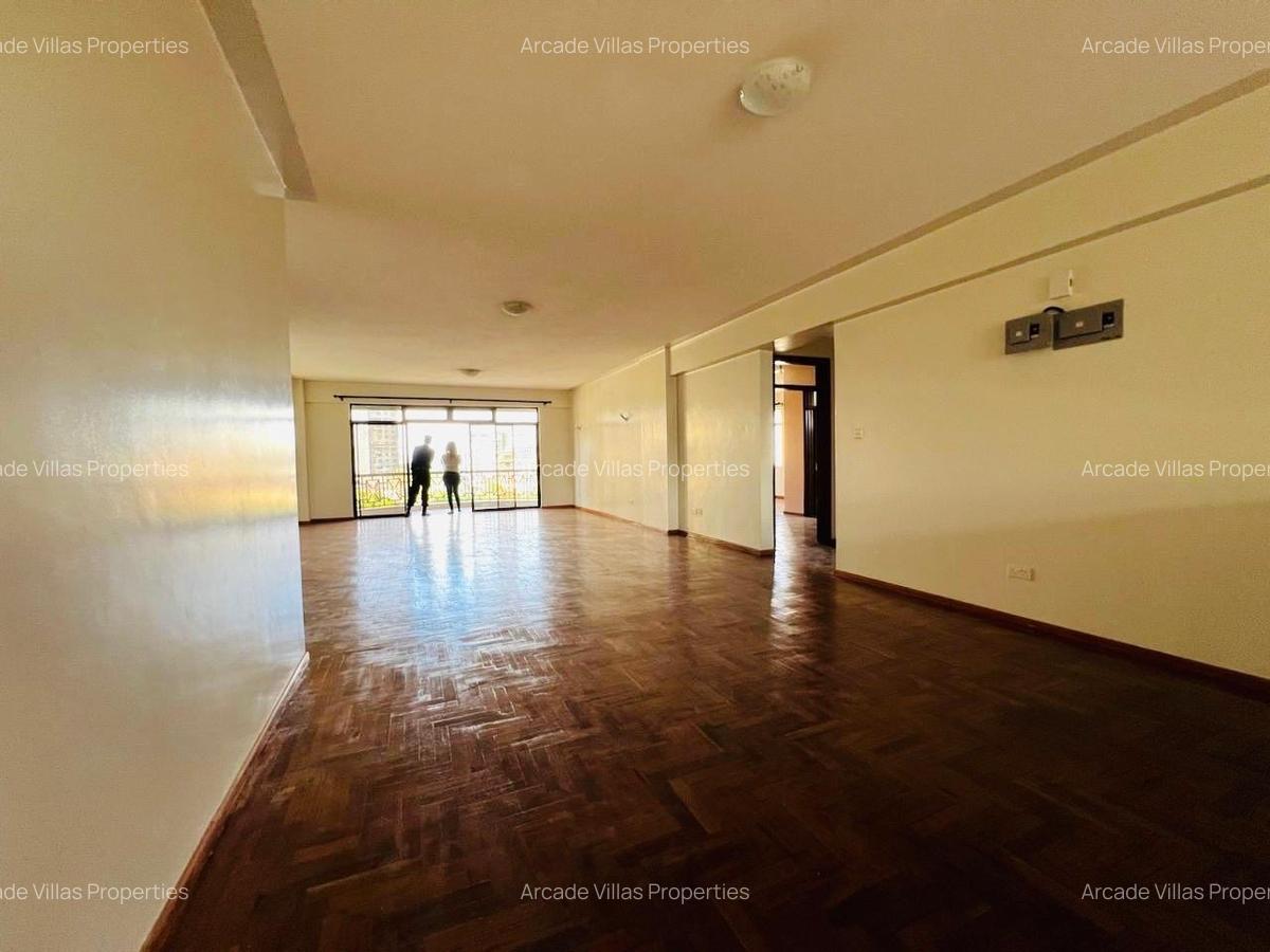 3 Bed Apartment with En Suite in Kilimani - 3