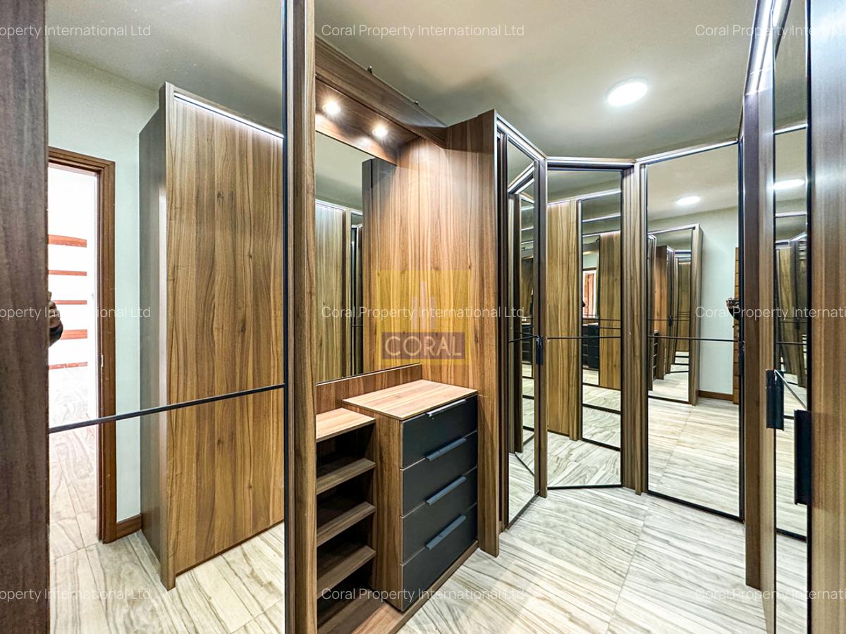 5 Bed Apartment in Spring Valley - 12