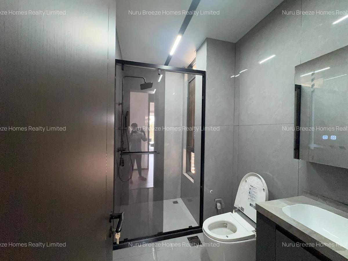 5 Bed Townhouse with En Suite in Lavington - 17