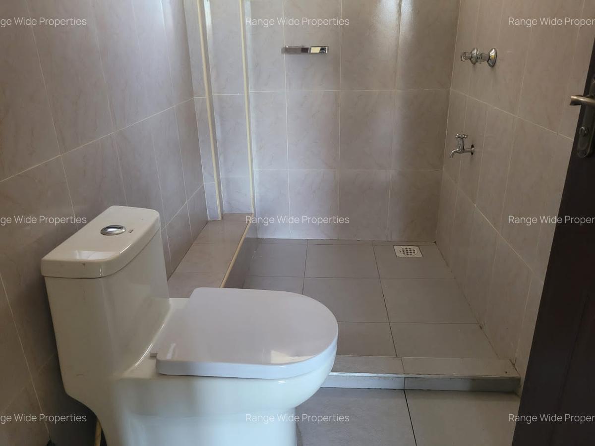 2 Bed Apartment with En Suite at Parklands - 6