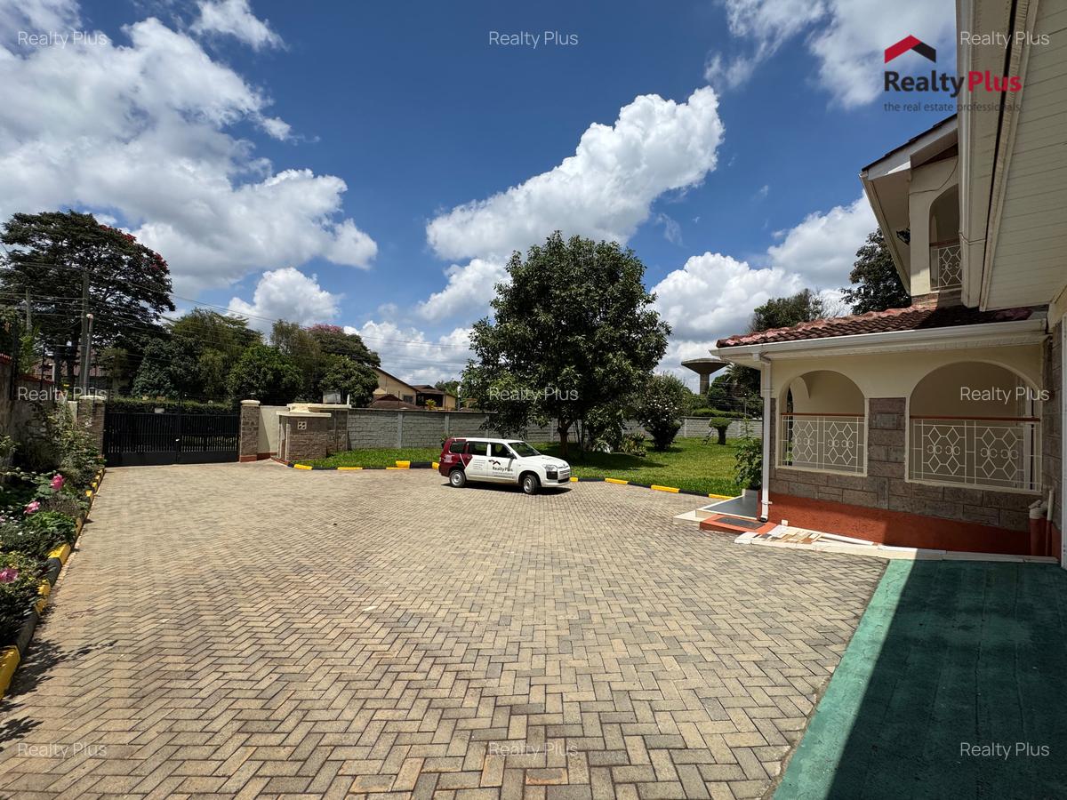 5 Bed Townhouse with En Suite in Loresho - 5