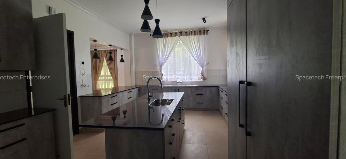 4 Bed Townhouse with En Suite in Karen - 5