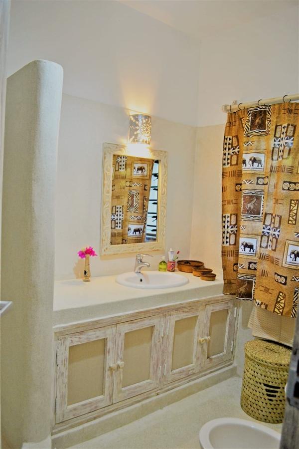 6 Bed Villa with En Suite at Jacaranda Watamu - 7