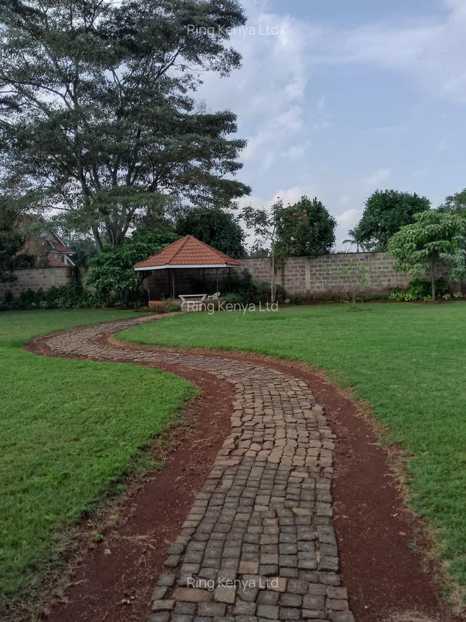 6 Bed Townhouse with En Suite in Runda - 1