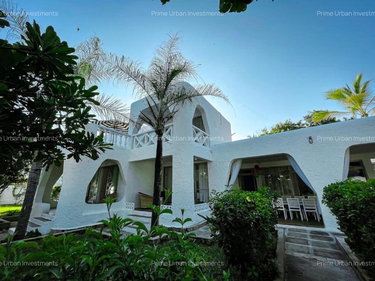 4 Bed House with En Suite in Diani - 18