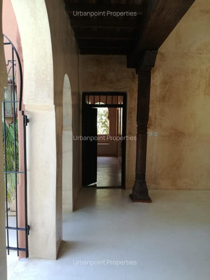 4 Bed House with En Suite in Watamu - 17