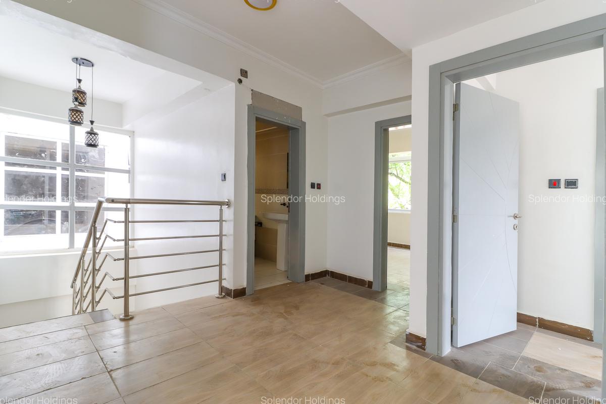 5 Bed House with En Suite in Kilimani - 16