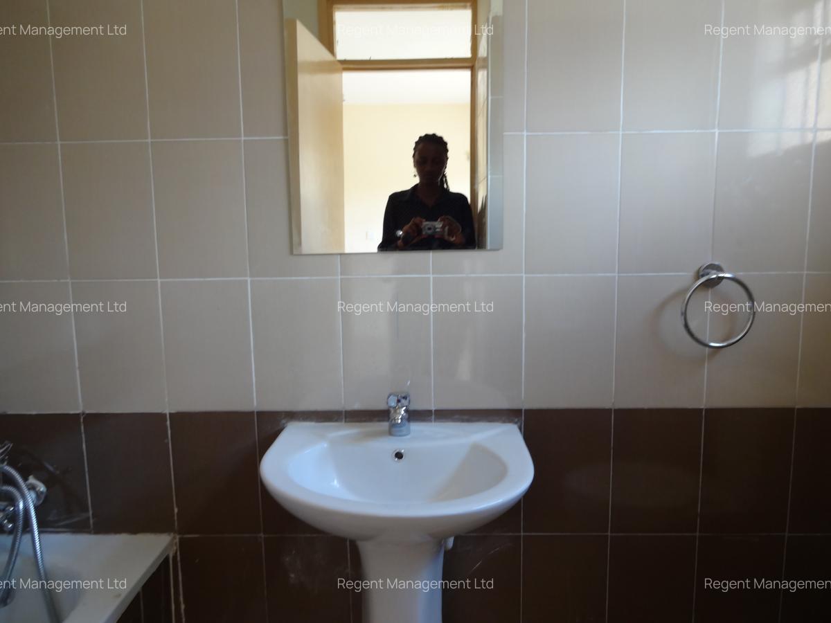 2 Bed Apartment with En Suite at Sunrise Park - 14