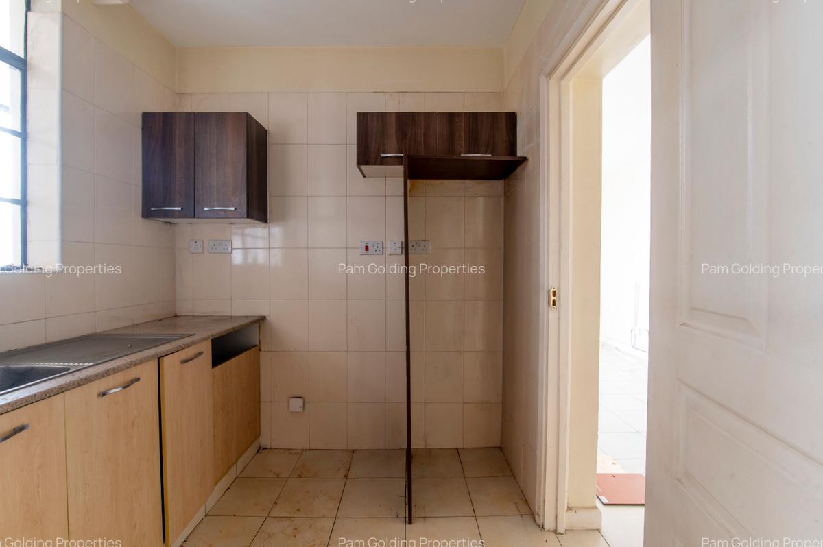 3 Bed Apartment with En Suite at Syokimau Airport Road - 5