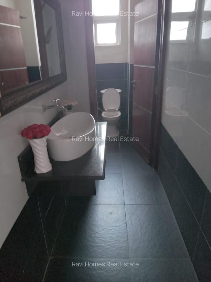 3 Bed Apartment with En Suite in Lavington - 9