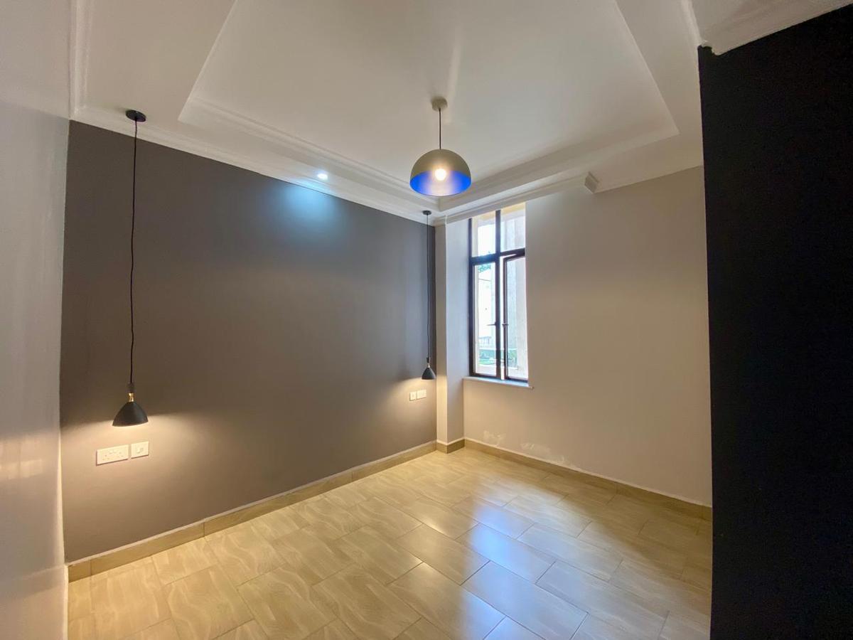 1 Bed Apartment with En Suite in Rhapta Road - 3