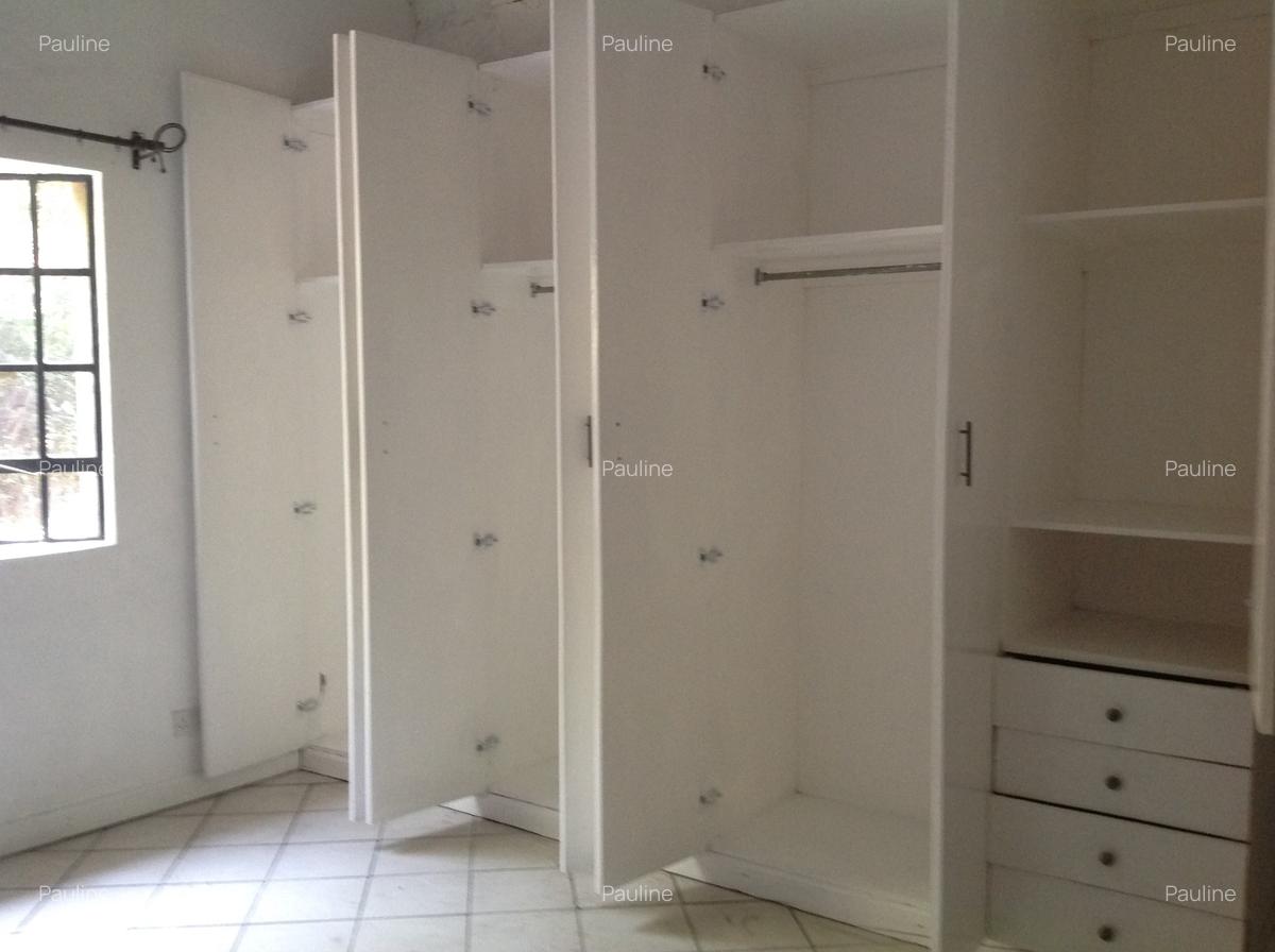 4 Bed House with En Suite at Kalembe Road - 9