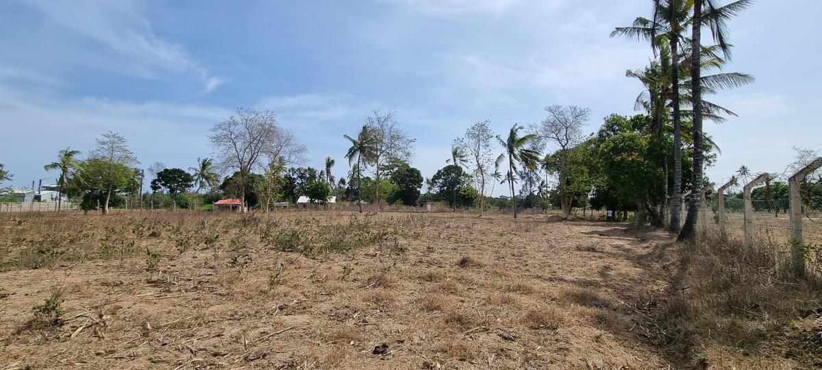 2 ac Land at Kikambala - 9