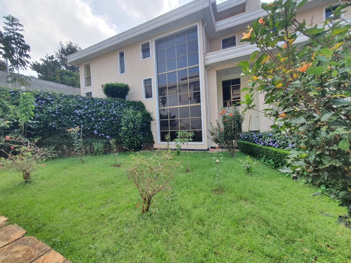 6 Bed Villa with En Suite at Westlands - 2