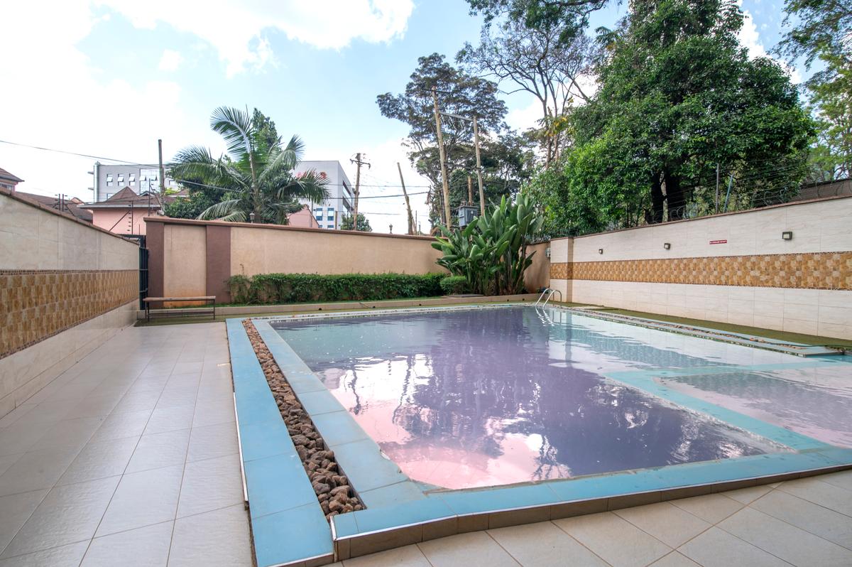 4 Bed Apartment with En Suite in Westlands Area - 18