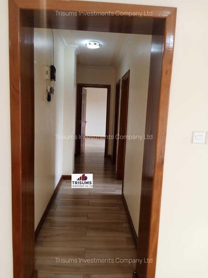 2 Bed Apartment with En Suite at Prp7+494 - 12