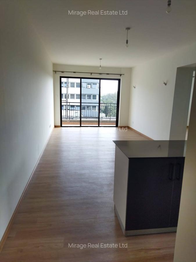 1 Bed Apartment with Swimming Pool in Garden Estate - 10