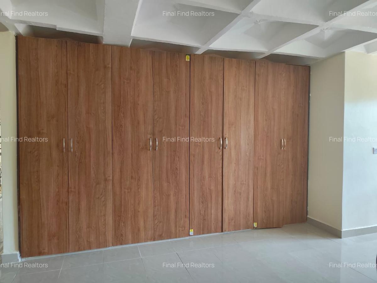 4 Bed House with Garden in Runda - 9