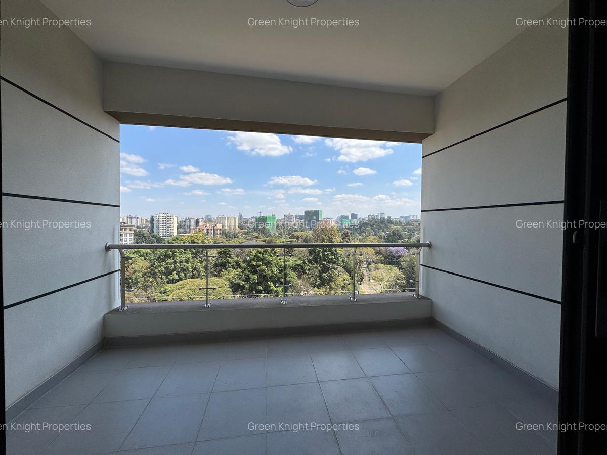 Serviced 3 Bed Apartment with En Suite in Riverside - 2